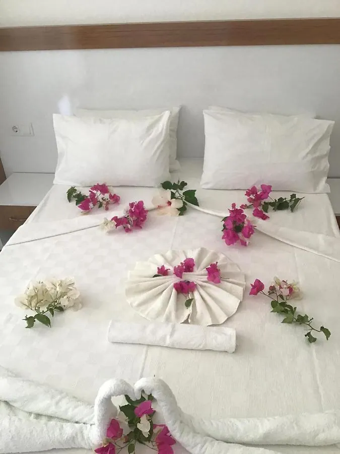 ****  Altunakar 1 Hotel Didim Türkiye