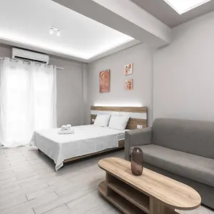 Lausanne, Nilie Hospitality Mgmt Selanik